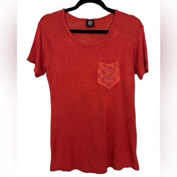 Bobeau light flowing top - Picture 1 of 6